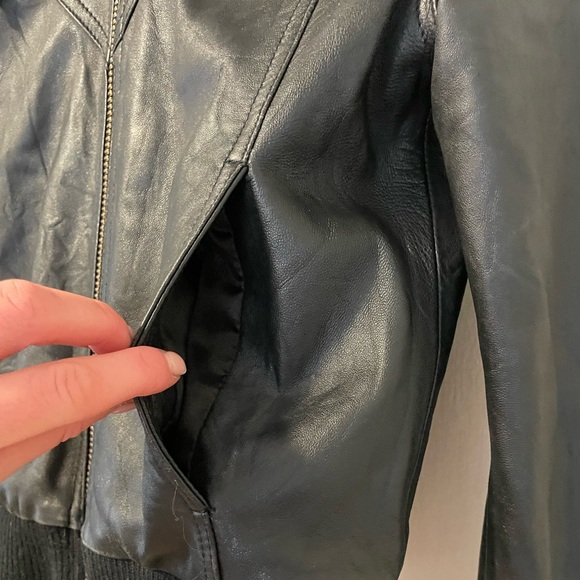 Monarch leather bomber jacket with hood - Picture 5 of 9